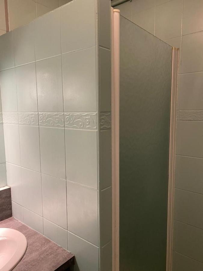 グルノーブルChambre Meublee Cafe Boulevard Joseph Vallierアパートメント エクステリア 写真